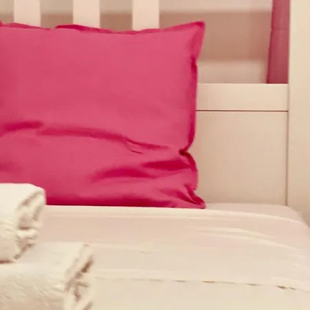 Casa De Flores بيت للعطل *