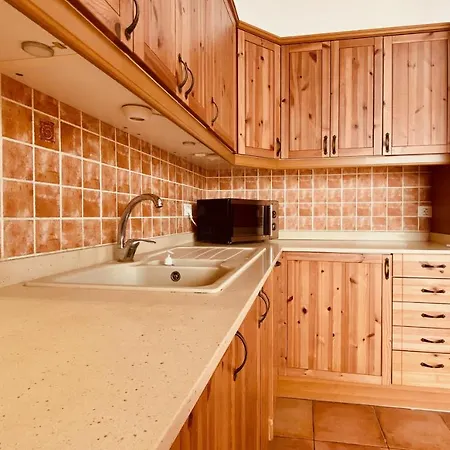 Casa De Flores بيت للعطل *